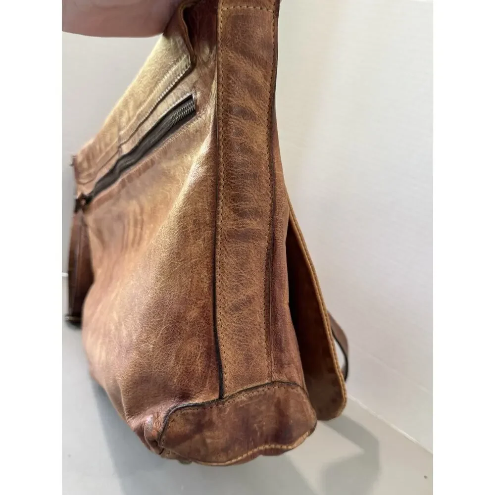 Moore & Giles Reclaimed Messenger Bag In Heirloom Oak Computer Distressed